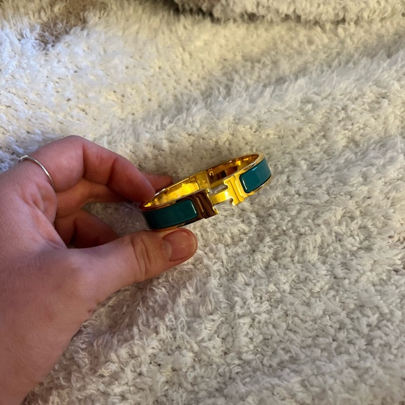 Hermes H Chic Gold and Teal Enamel Bracelet - Picture 4 of 5
